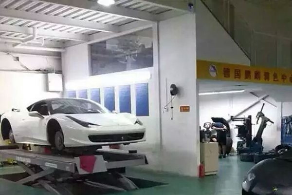 法拉利維修案例